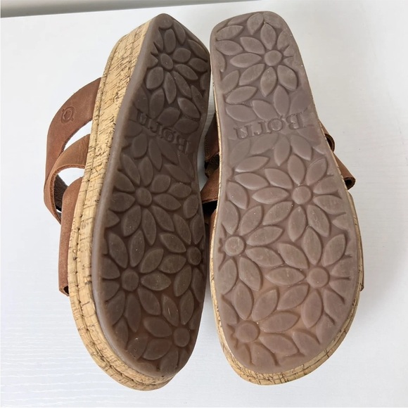 Born Boc Sandal‎ Wedge Women's 8 M Brown Tan Leather Comfort Slip-On - Picture 3 of 7